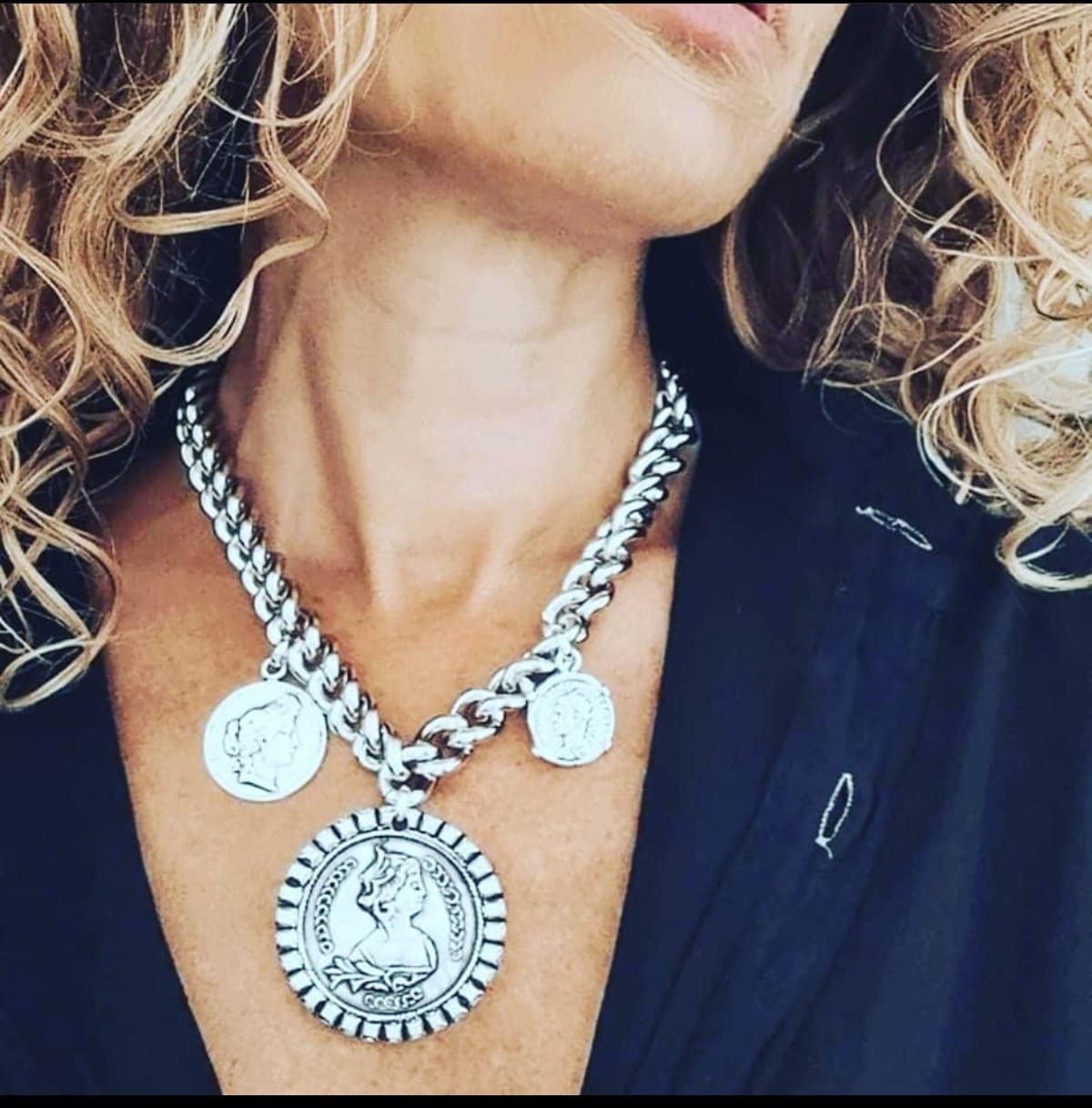 Collar moneda grande (065031) - Pazzie Bijoux - Tienda Online artesanal mujer